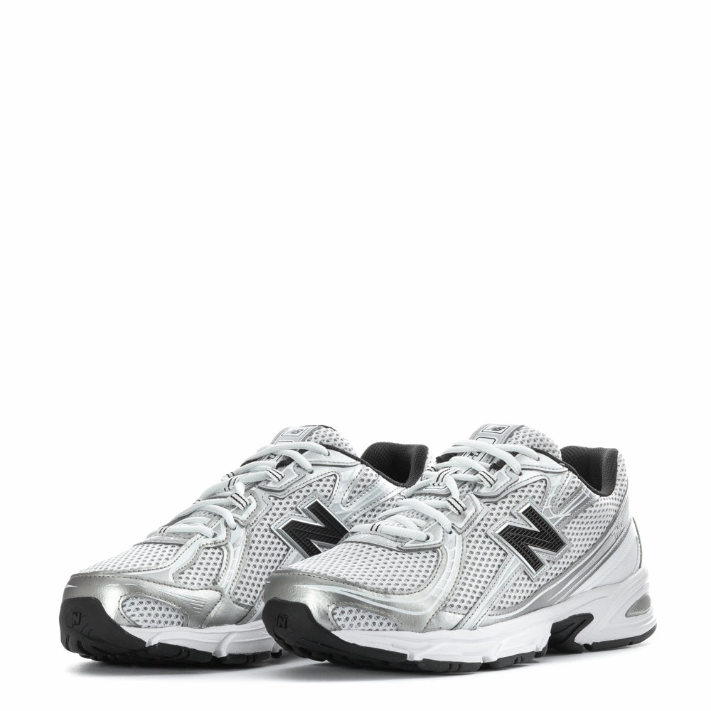 Performance-driven approach 740 - Mens