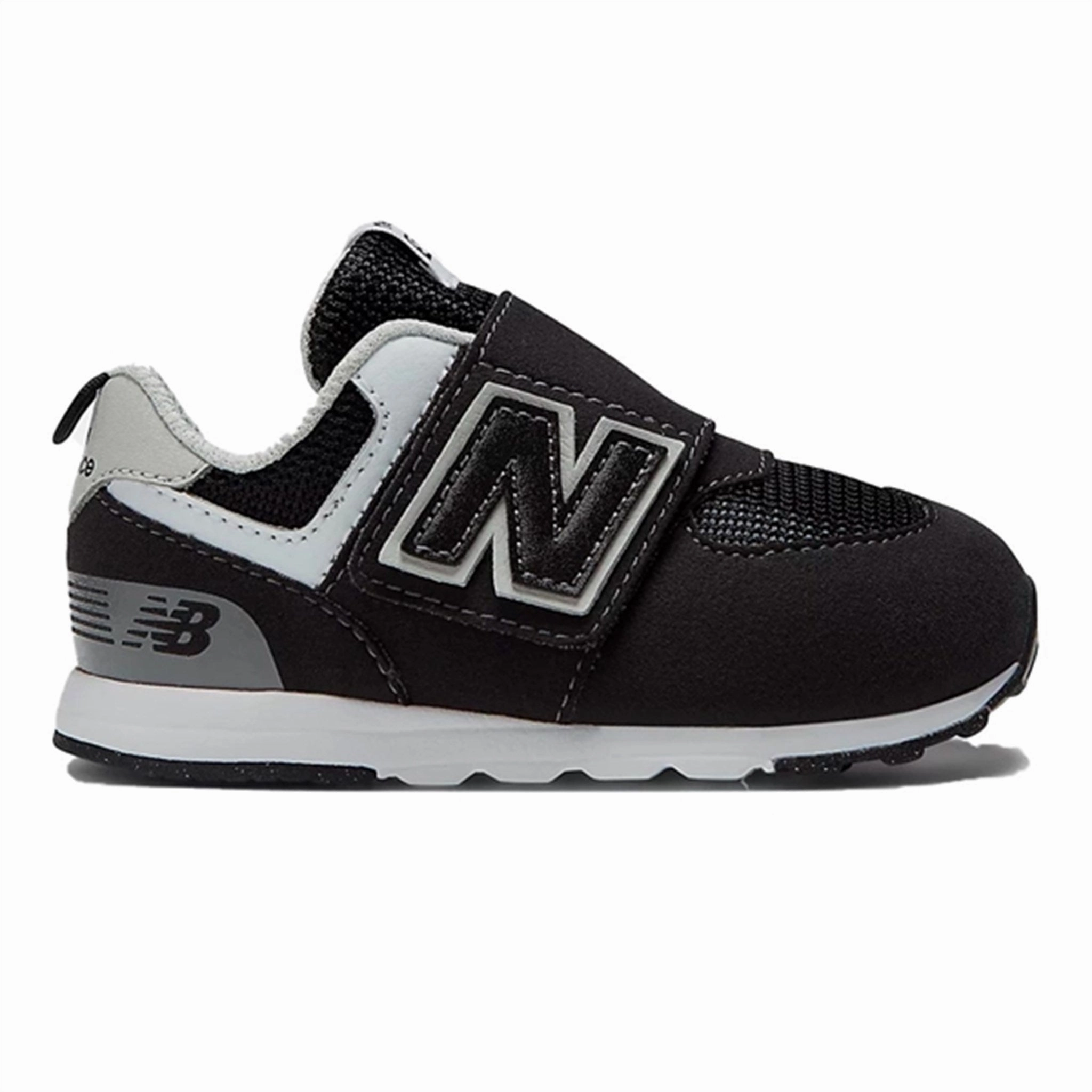 Stay Flexible Urban Path New Balance 574BK Black Sneakers