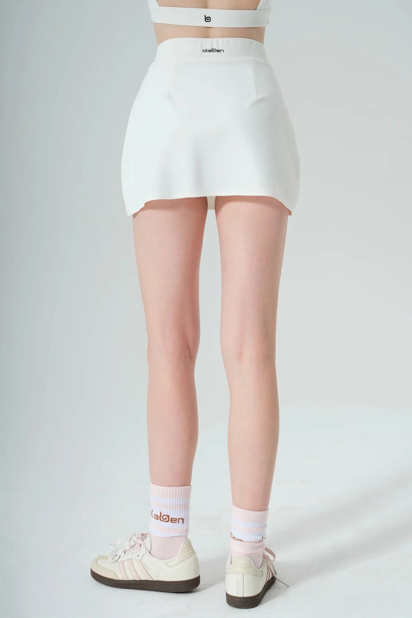 Easy Care Fabric Flexible Pocket Placement Active Mini Skirt - White