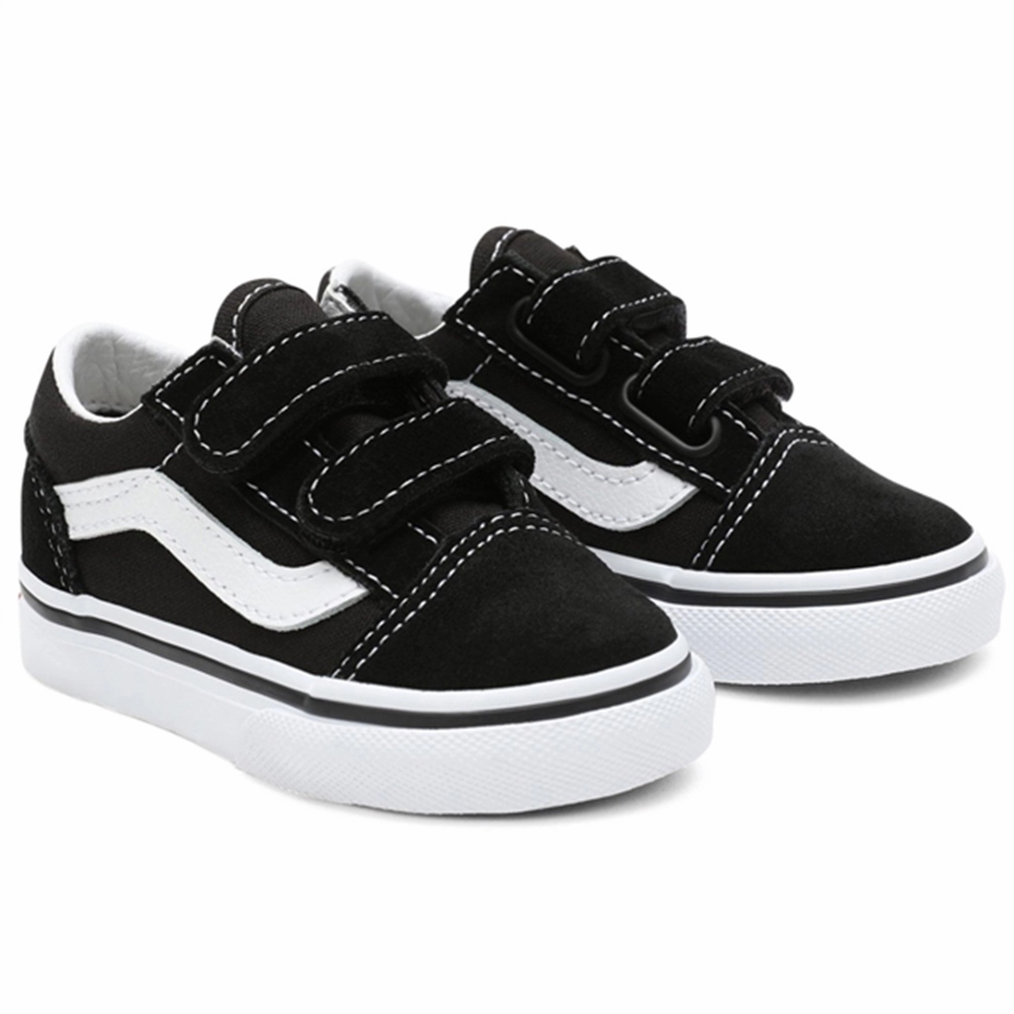 VANS Old Skool V Black Shoes Grip Enhanced Outsole Style Move