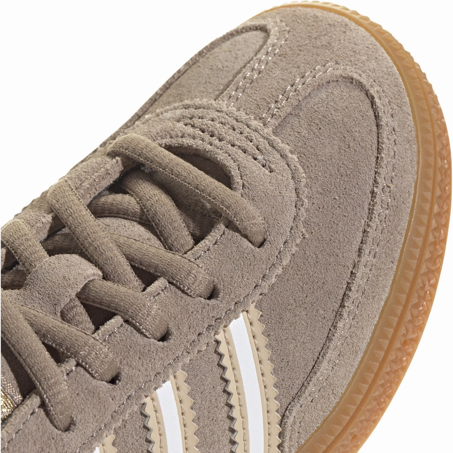 Durable Binding Light Framework adidas Originals Chalky Brown/Ftwr White/Magic Beige Handball Spezial C Sneakers