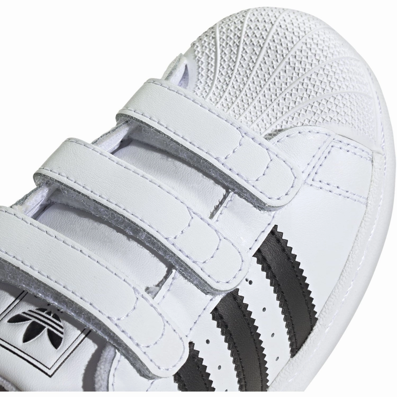 Slim Shape adidas Originals Ftwr White/Core Black/Ftwr White Superstar Ii Cf C Sneakers