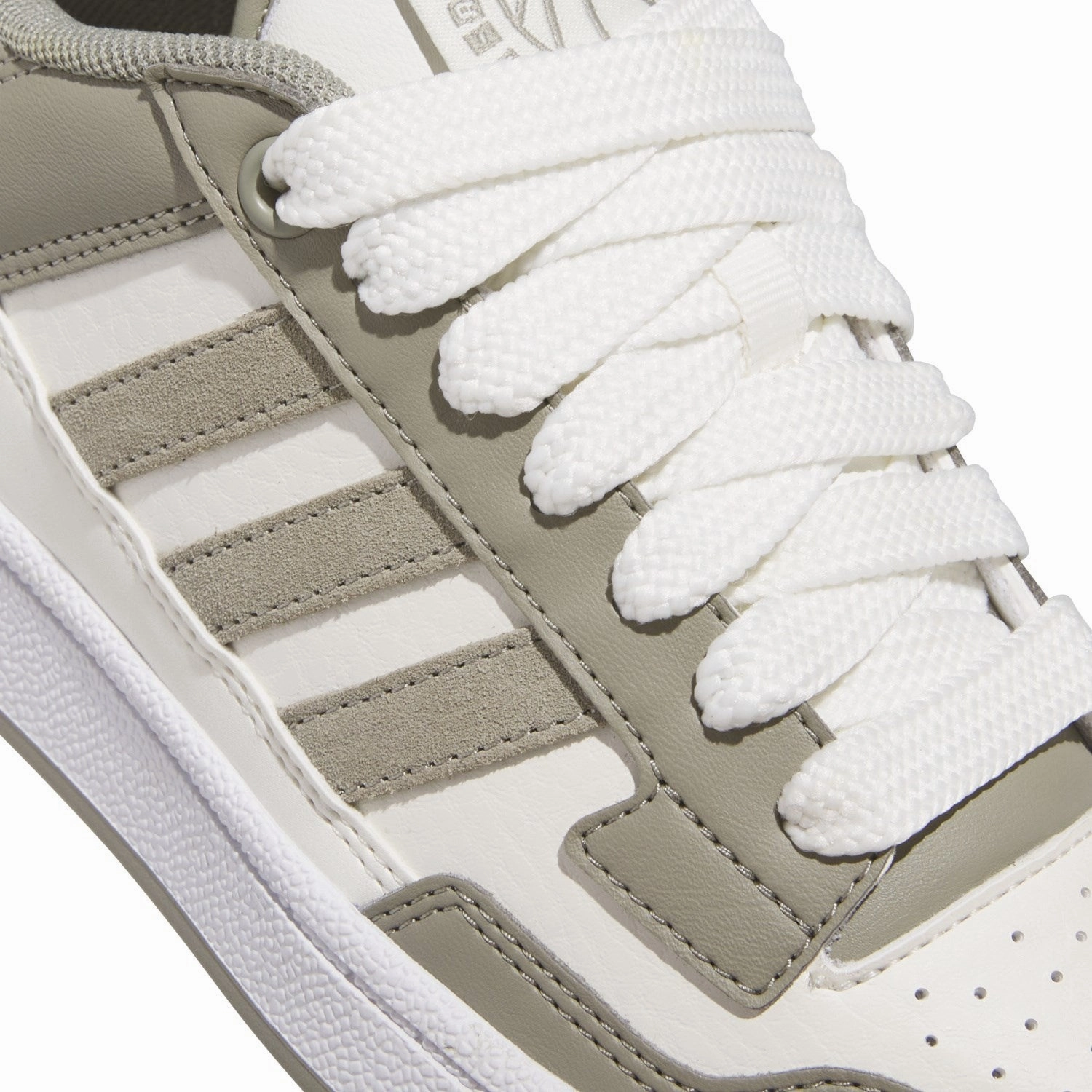 Go Active Slip Easy adidas Originals Silver Pebble/Cloud White/Ftwr White Rapid Court Low J Sneakers