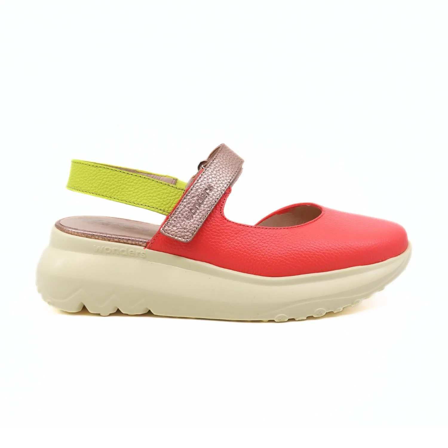 Women's Comb Closed-Toe Wedge Sandals In Coral/cyber Hydrophobic Lining Grip Support