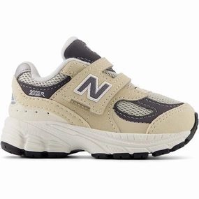 Compression Fit Breath Option New Balance 2002 Hook & Loop Sneakers Sandstone