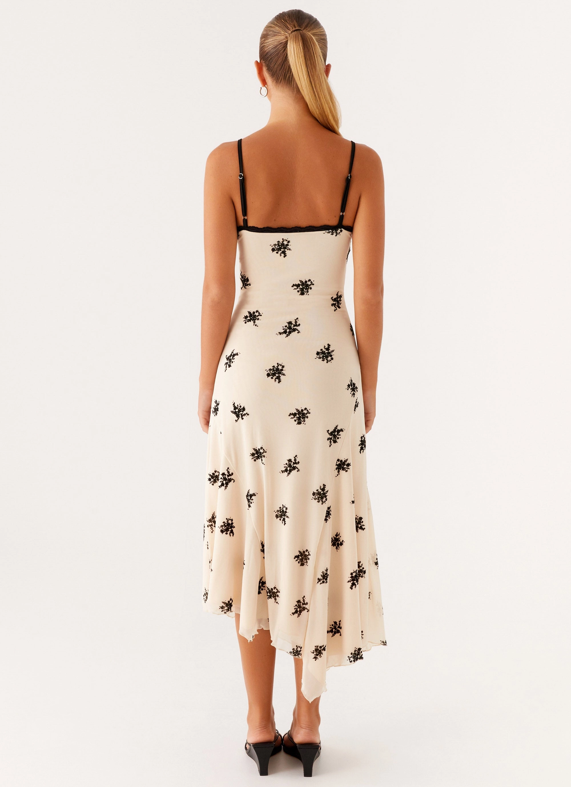 Cool Season Amelia Midi Dress - Nude