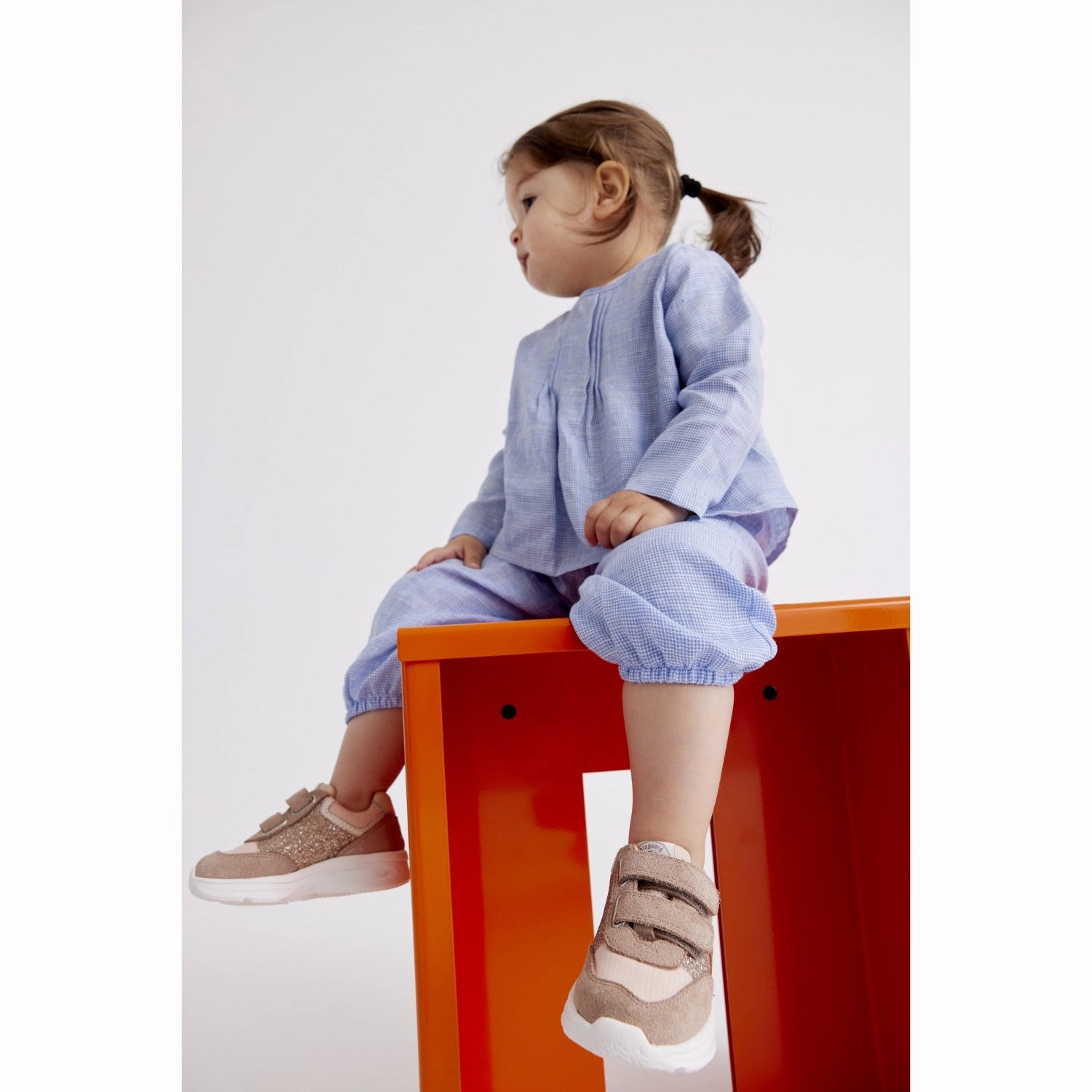 Quick Dry Insole SuedeUpper Bisgaard Taupe Glitter Yuki Glitter Velcro Shoe