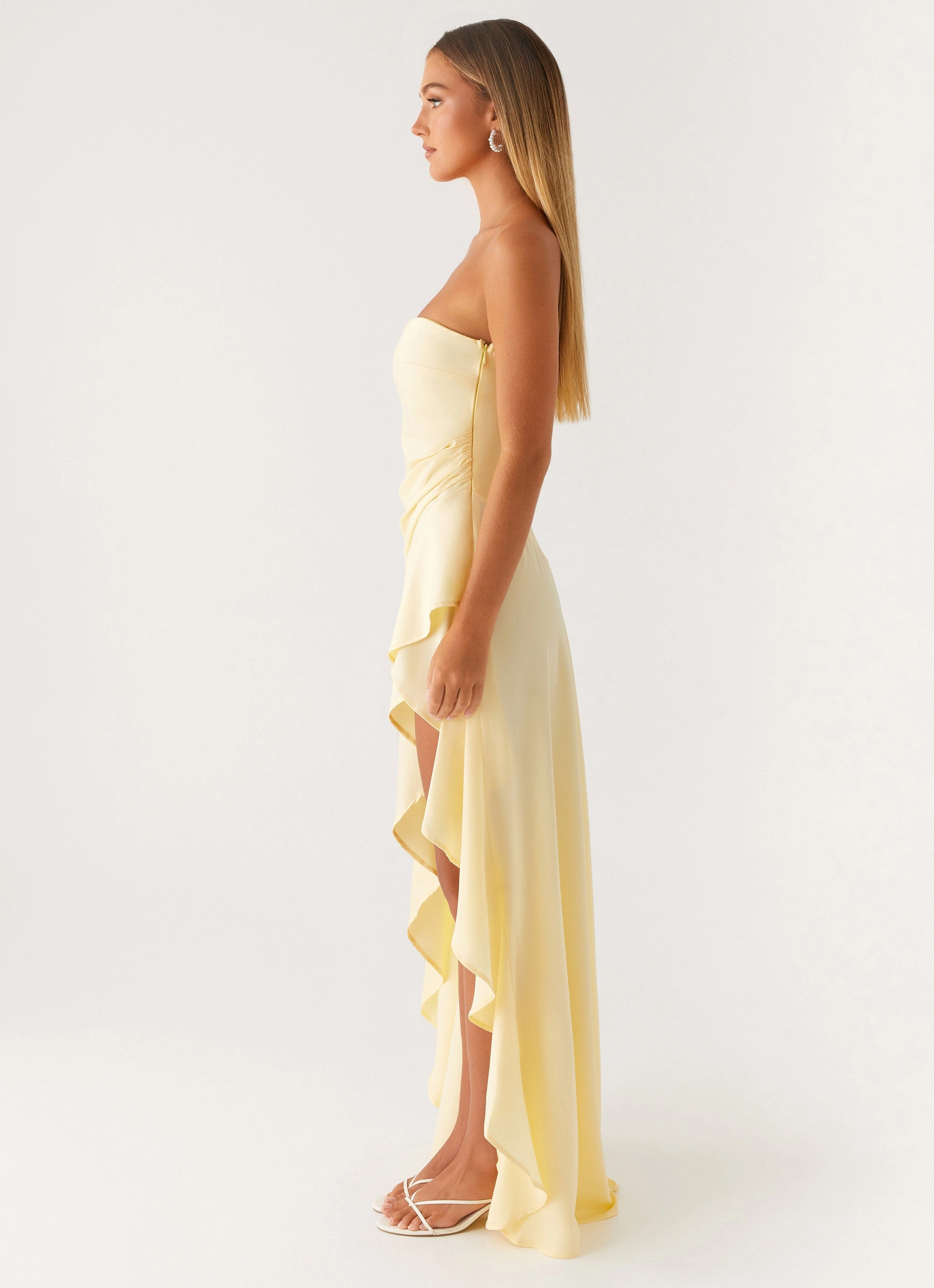 Trend Focused Urban Favorite Bodie Maxi Dress - Pastel Yellow