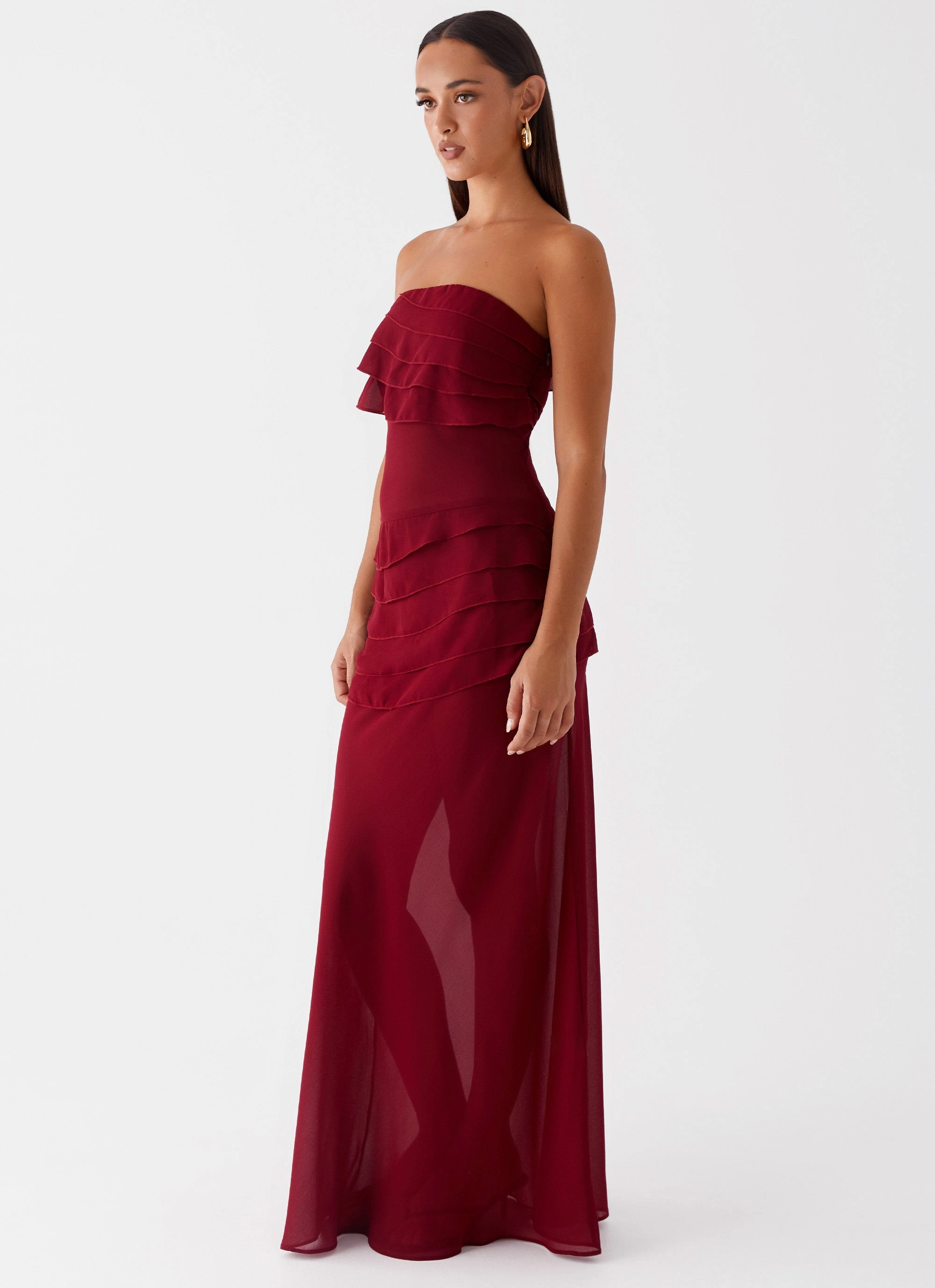 Easy-to-style casual dress Clean Outfit Into The Night Maxi Dress - Cherry Red