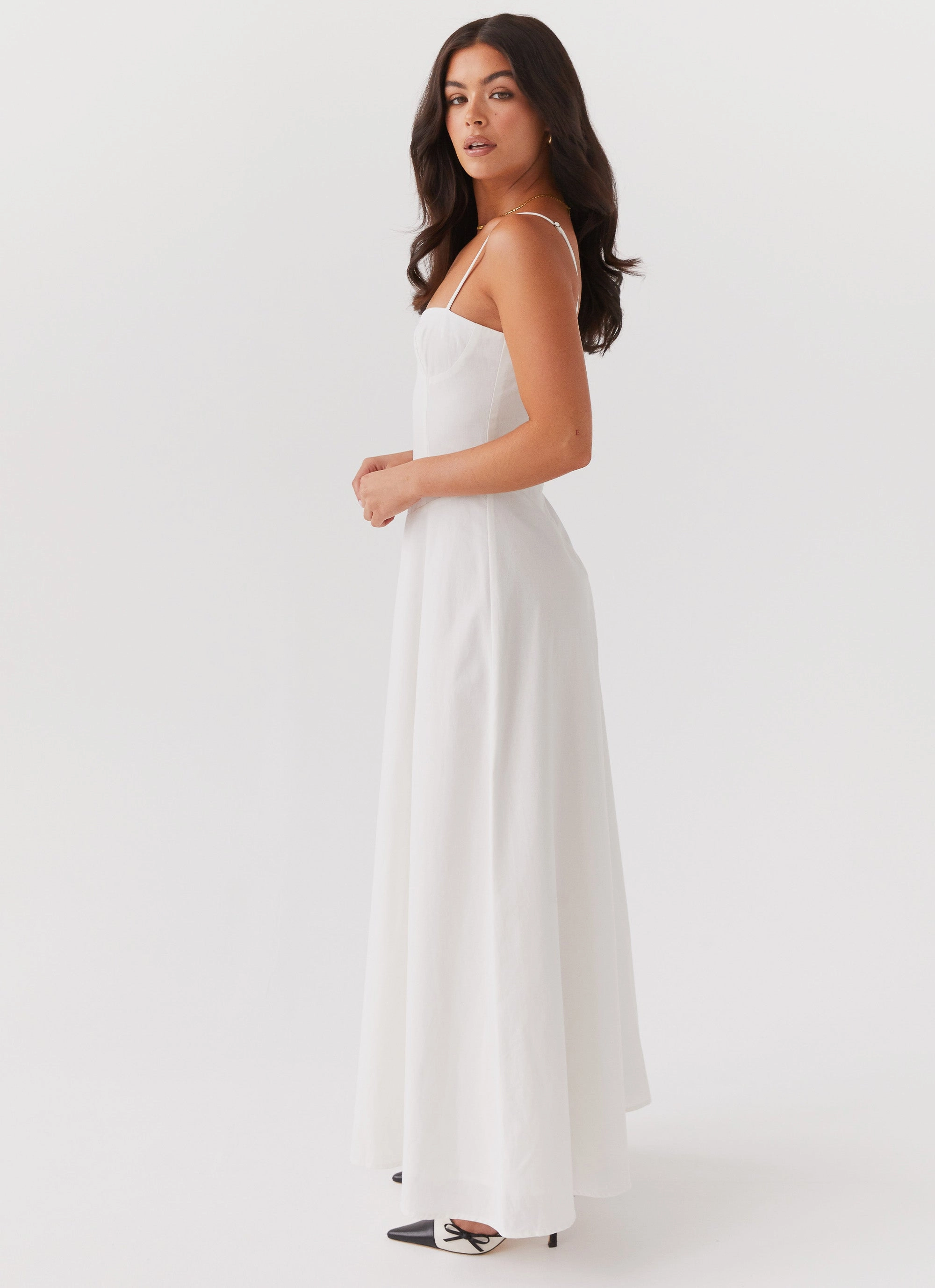 Angelina Linen Maxi Dress - White Sweet Mood Straight-Cut
