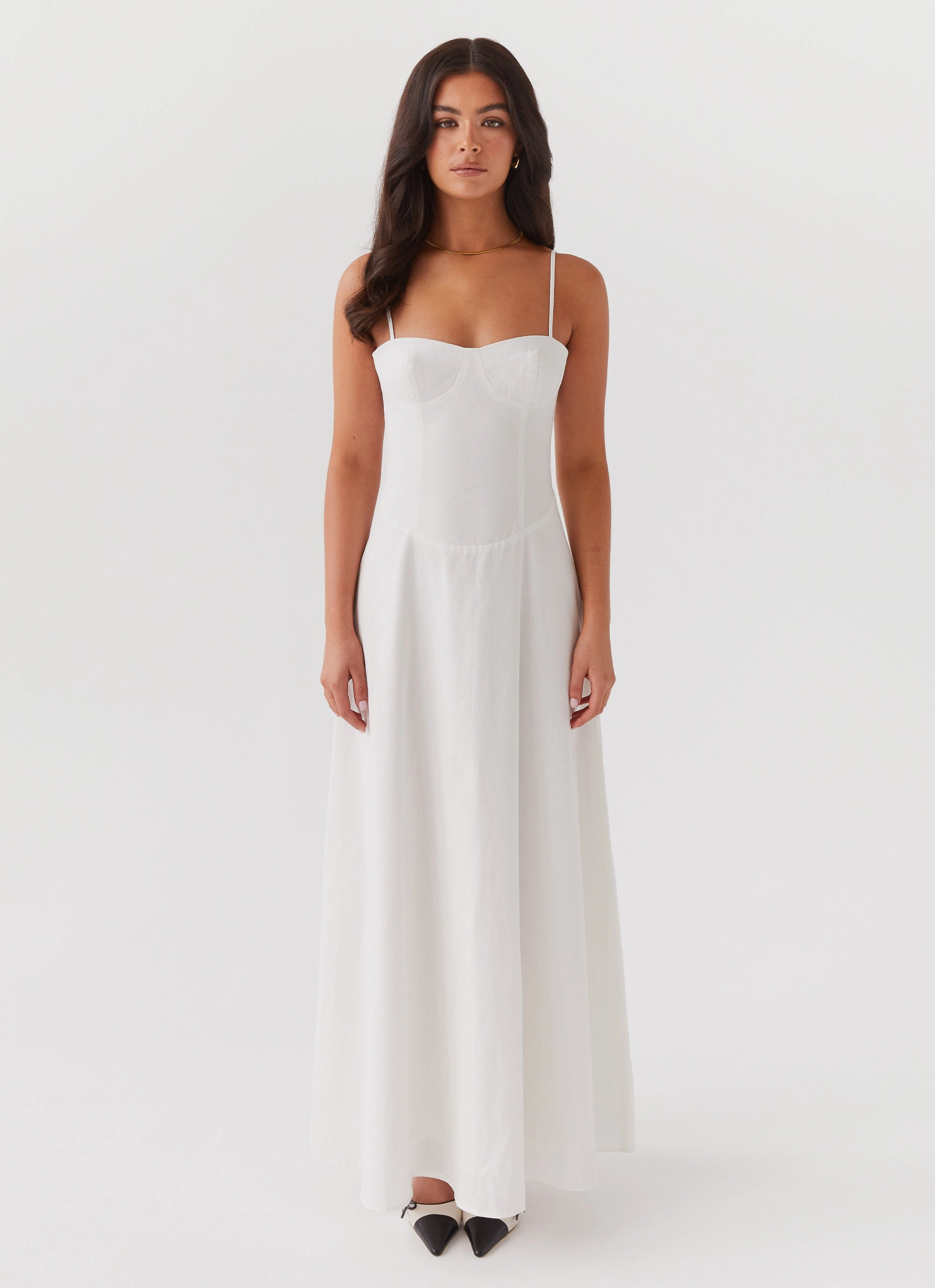 Sharp Edge OdorControlTreatment Angelina Linen Maxi Dress - White