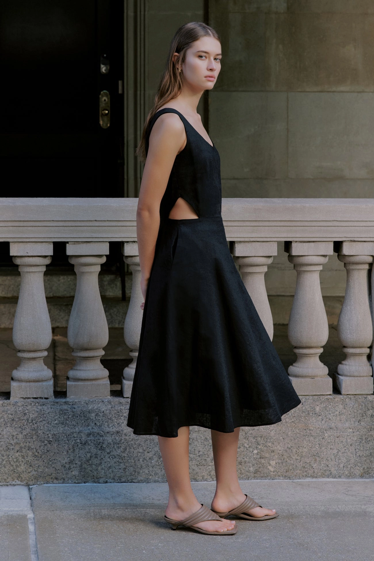 Basic Cool Caroline Linen-Blend Dress