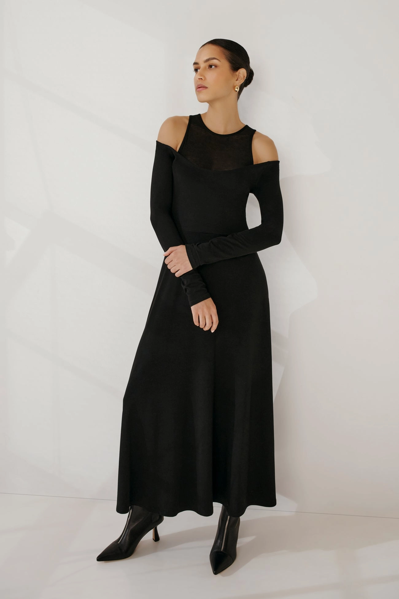 Vintage-Inspired Smooth Mood Carter Dress