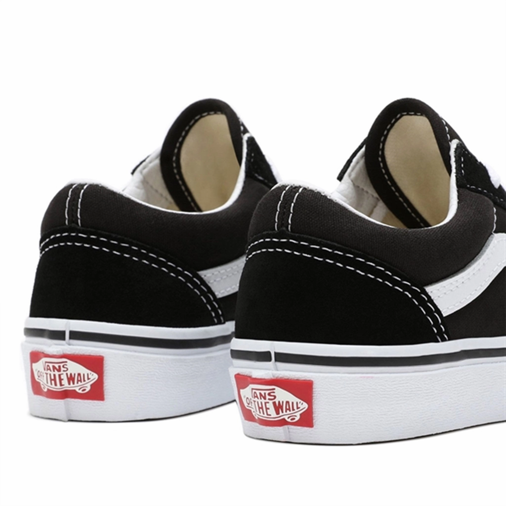 Trendy Performance VANS Old Skool Black/True White Shoes