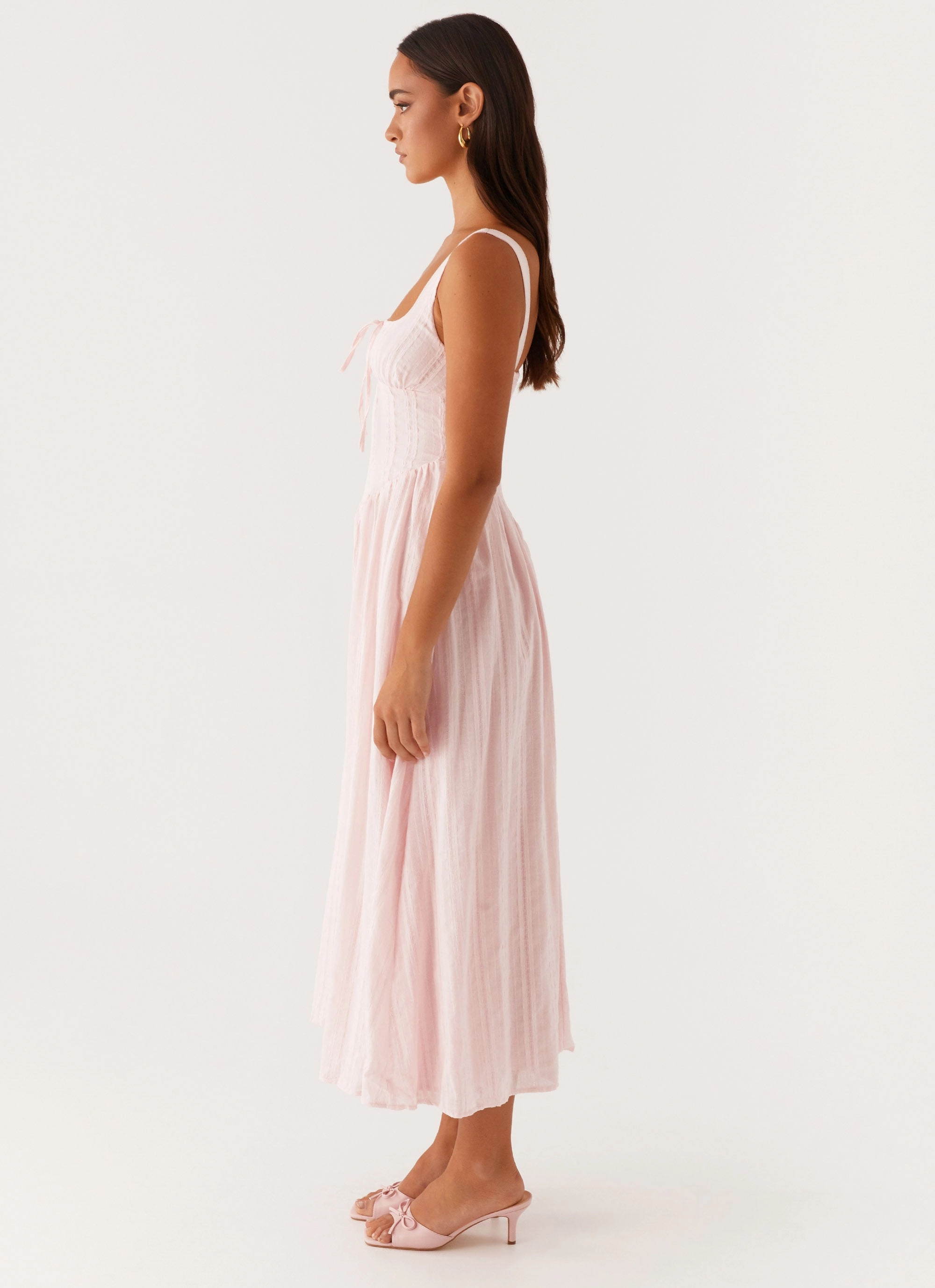 Pascuelle Midi Dress - Pink Photo Light Mood Look