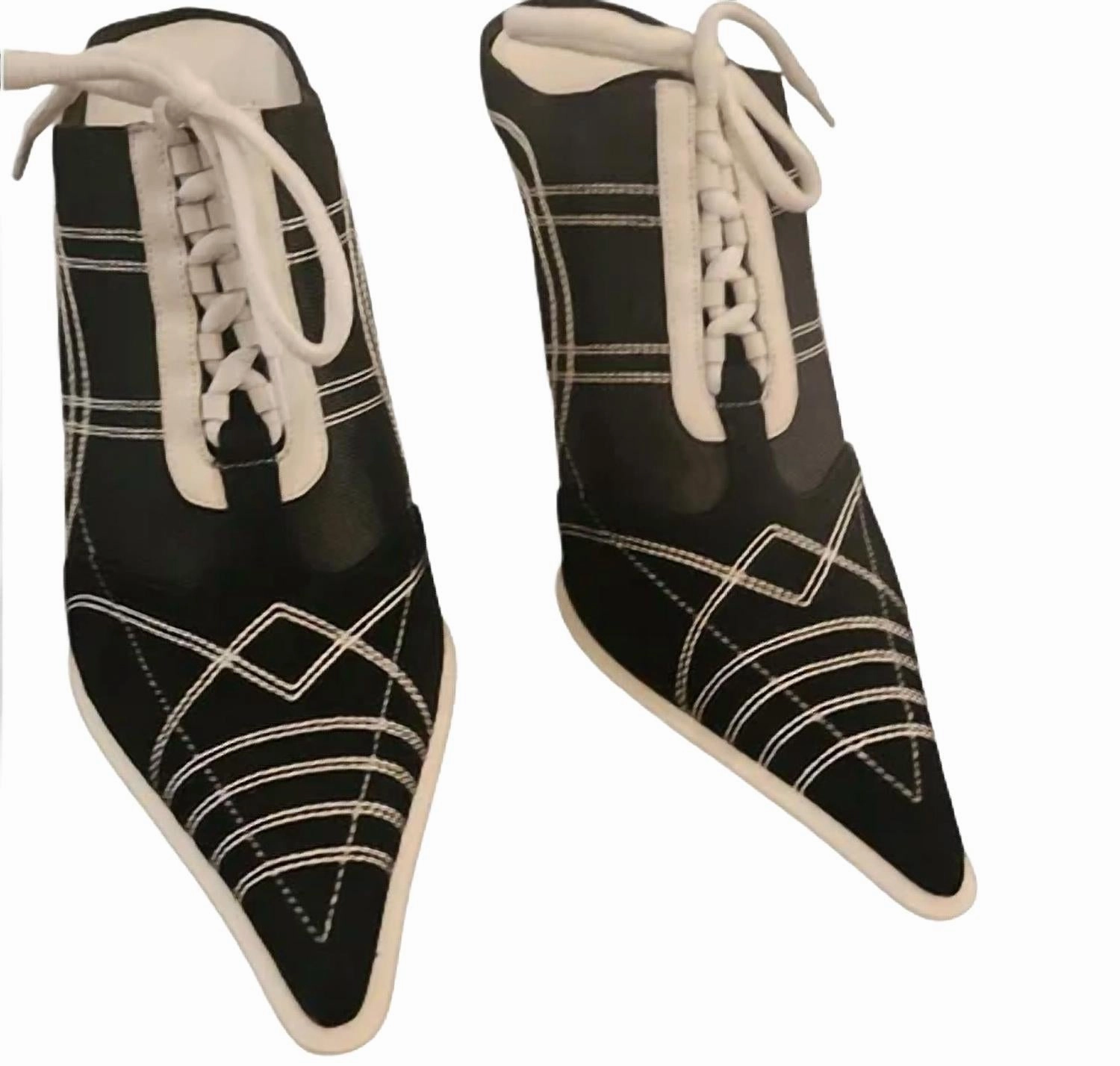 Women's Lets Rally Mule In Black/white Durable materials