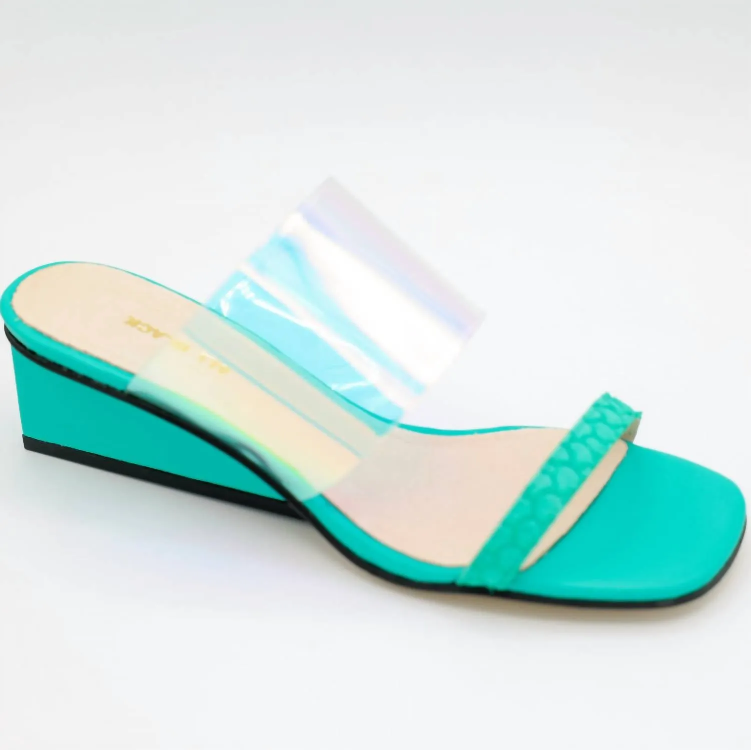 Women Clear Fish Wedge In Green Shock Diffusion Cushioned Straps