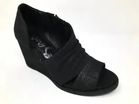 Orange Fun Women's Wrap Wedges In Black