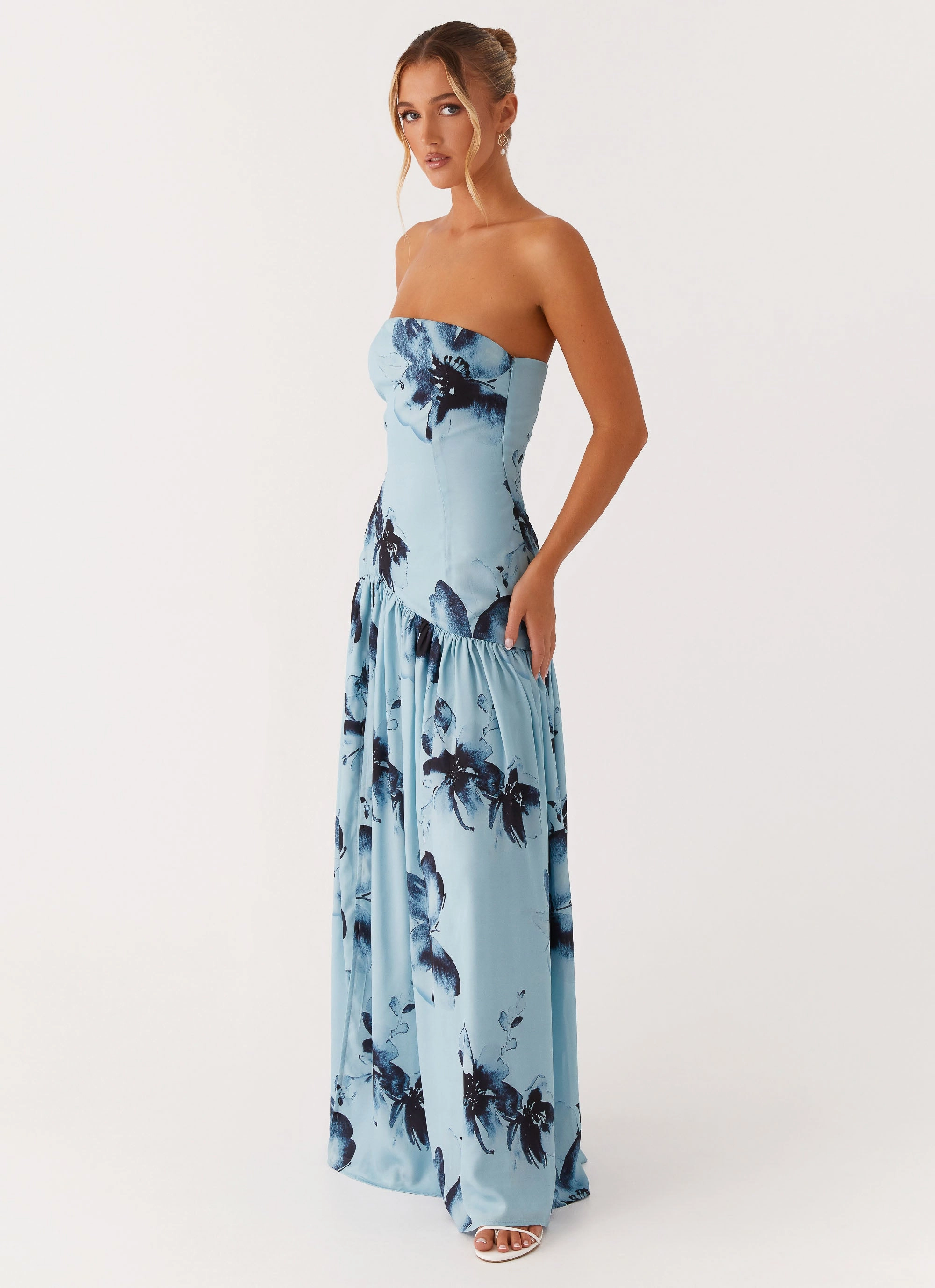 Feminine empire waist dress Eden Strapless Maxi Dress - Blue Black Floral