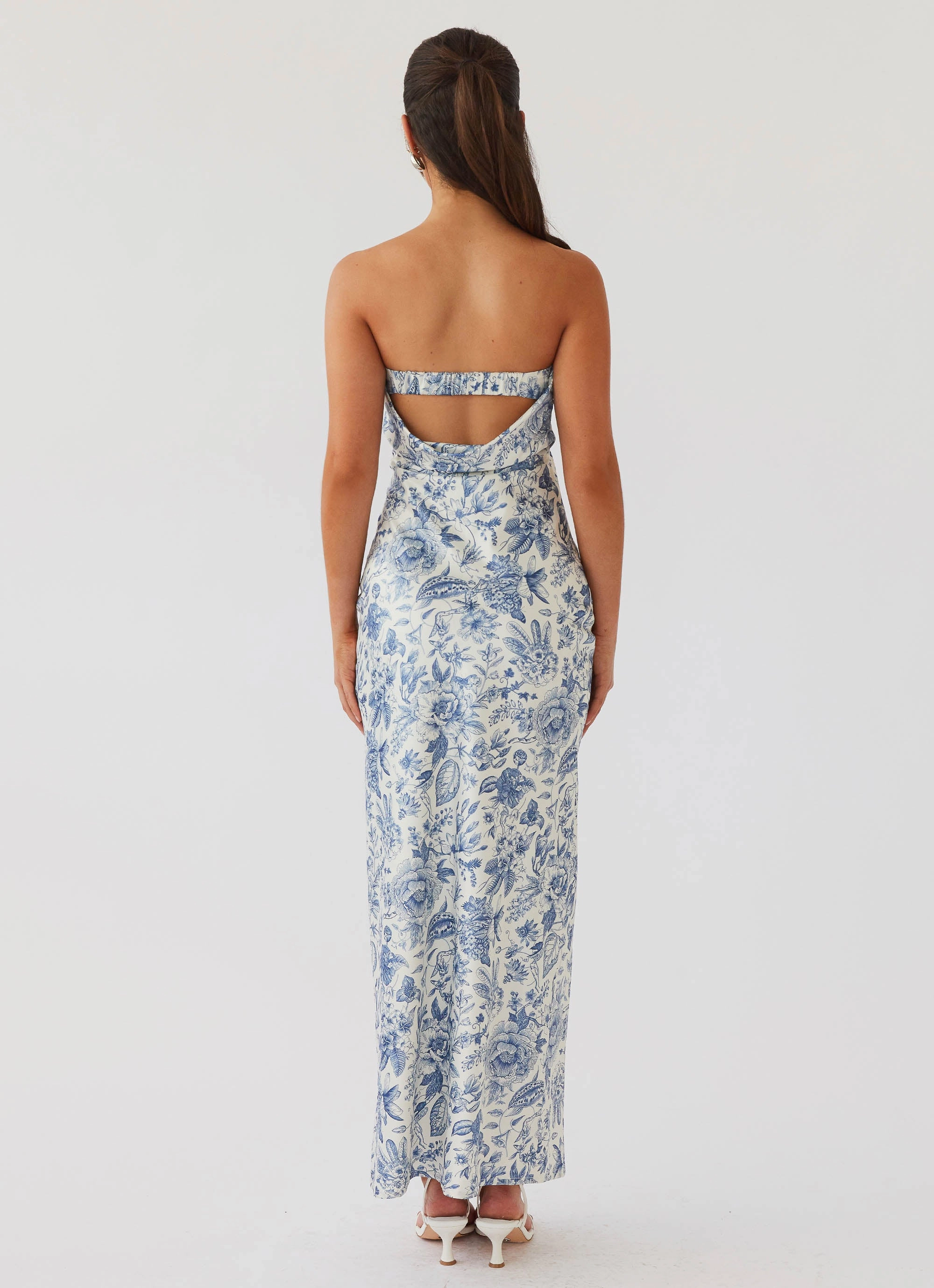 Summer Lover Maxi Dress - Blue Paisley Floral Swing Refined Cut