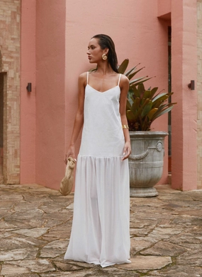 WideCollarDesign Heavenly Linen Maxi Dress - White