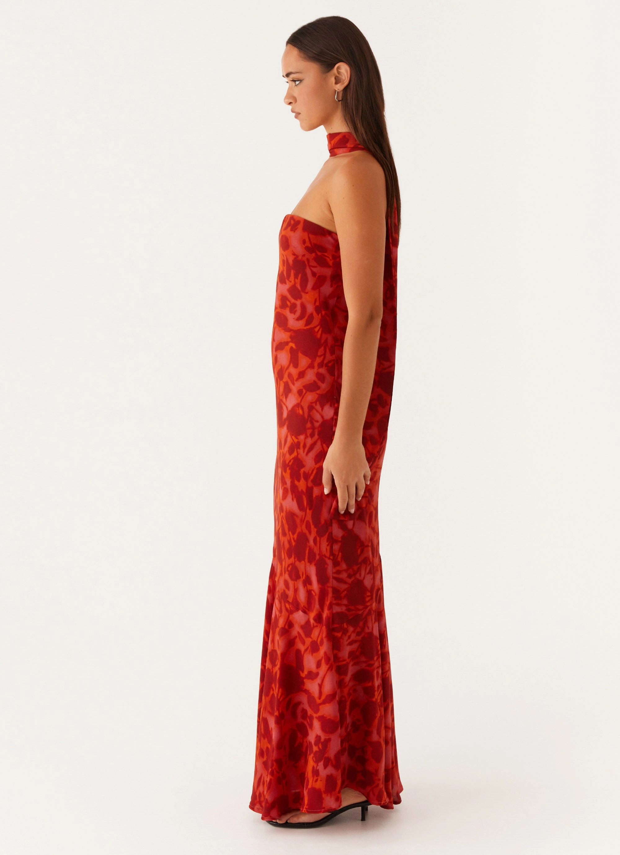 Warm Season Under The Pagoda Maxi Dress - Deep Red Floral