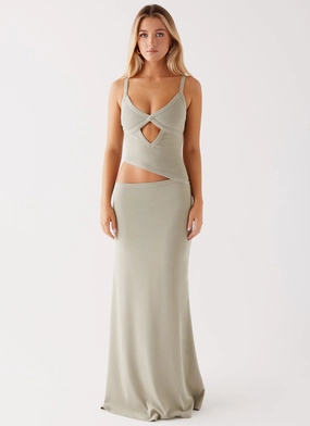 Jocelyn Maxi Dress - Sage Summer Wardrobe Day Fit