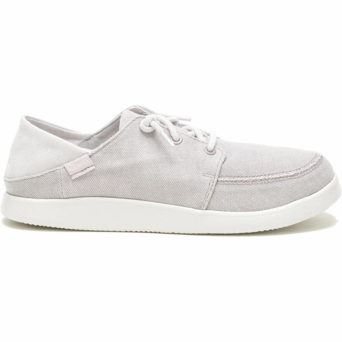 Sleek Casual Shoes Women's Chillos Sneaker