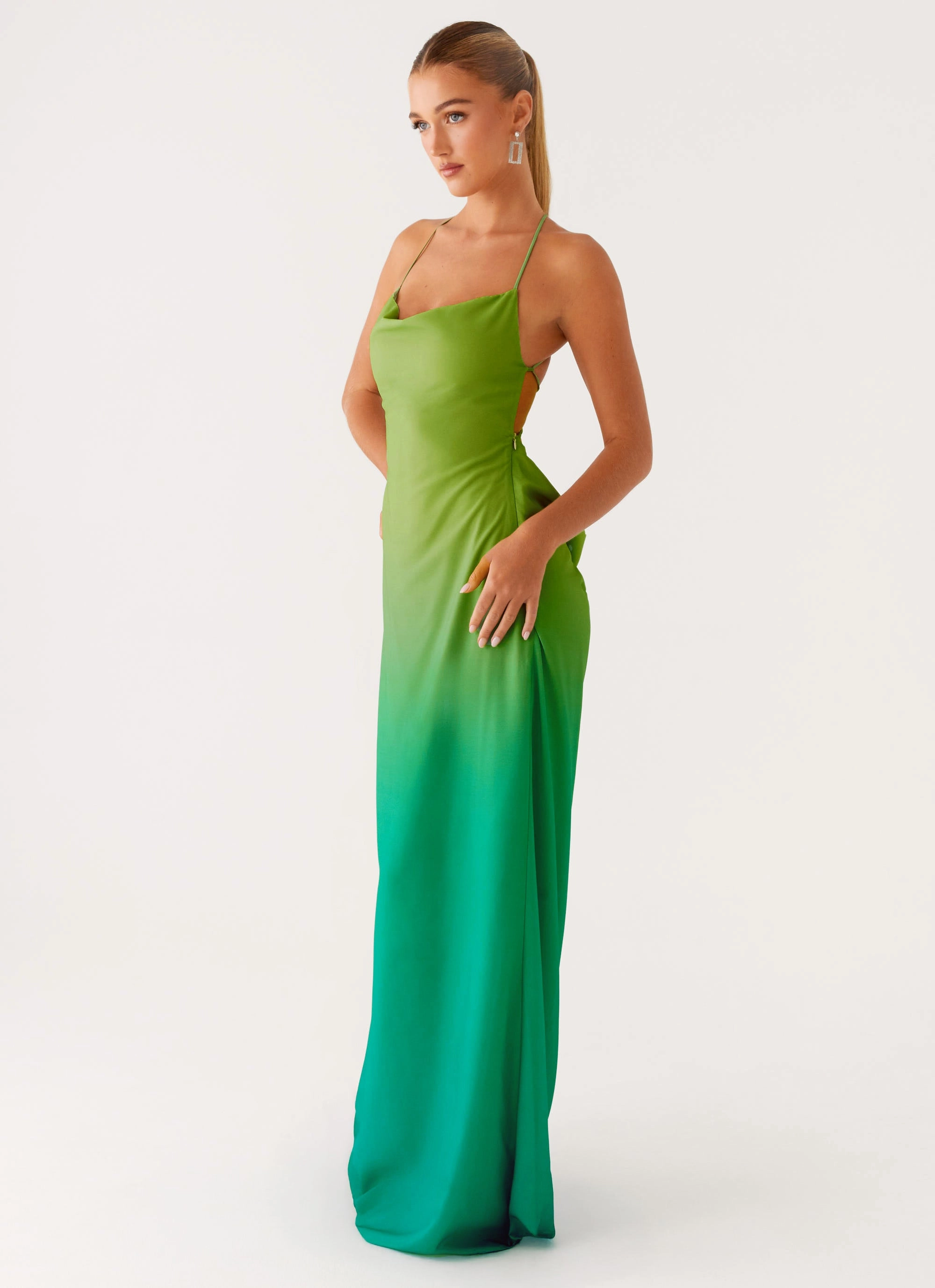 Flexible Fabric Opposites Attract Maxi Dress - Green Ombre