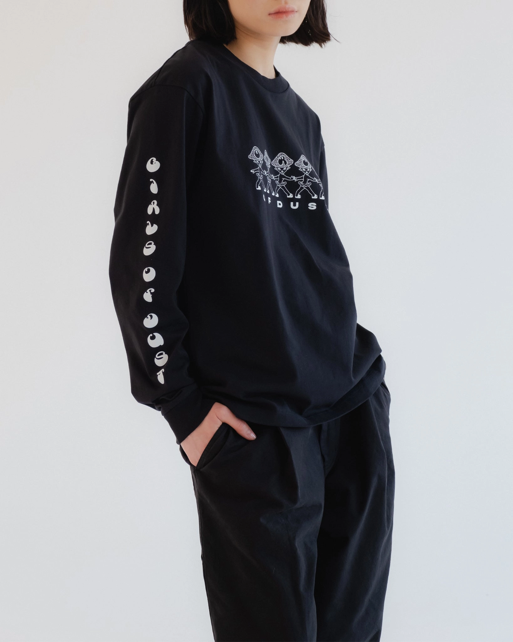 G.o.D British Worker Cotton Linen Black Flexible Knee Articulation