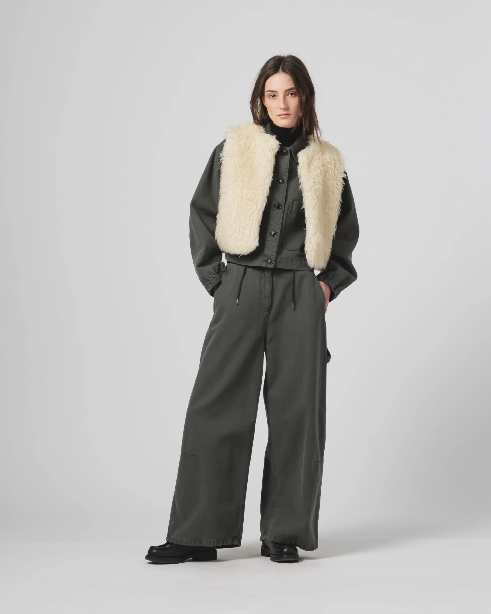 Perforated Underarm Vents Lightweight Fill G.o.D Peak Vest Alaska Fluff Ecru