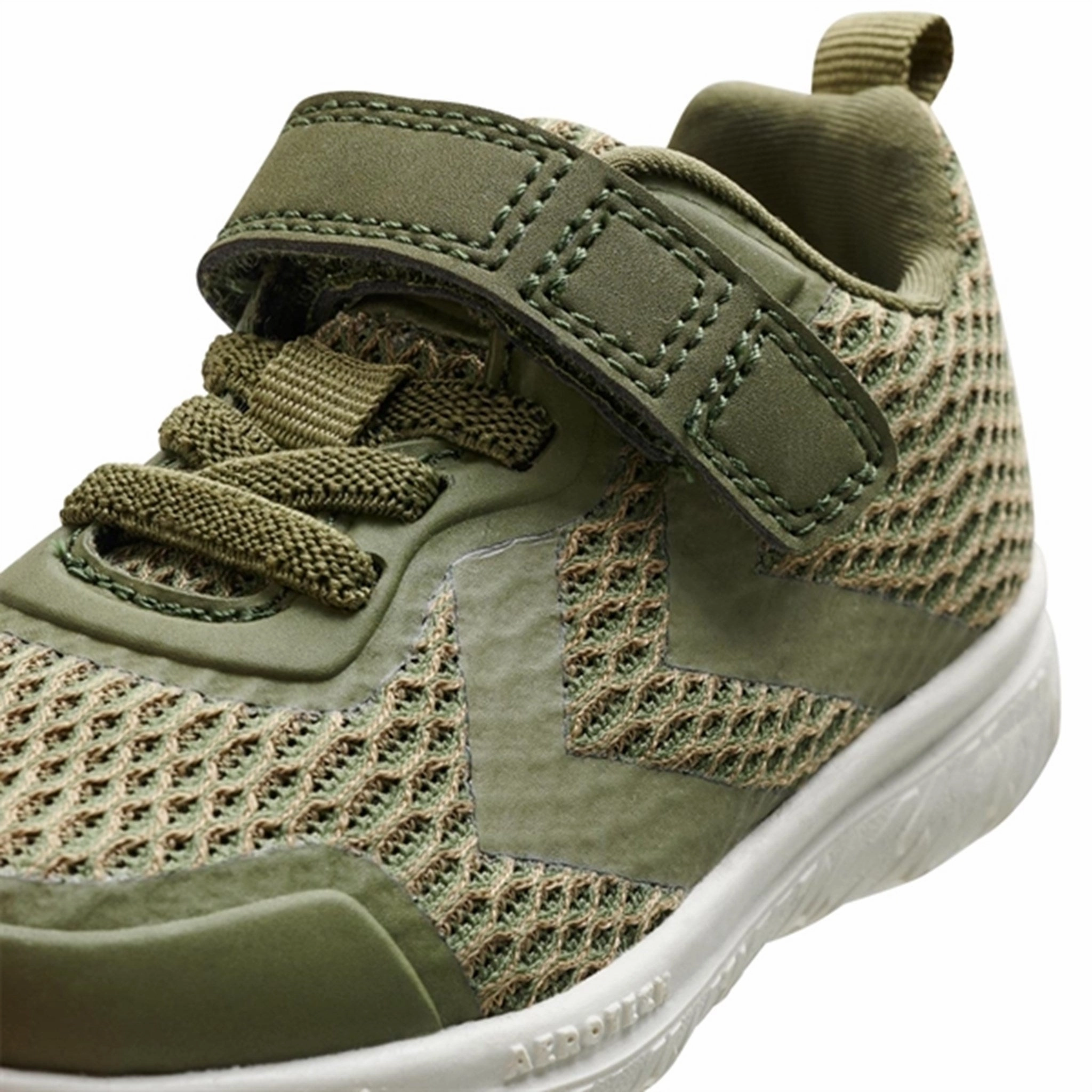 Stylish Pick Hummel Deep Lichen Green Actus Recycled INF Sneakers