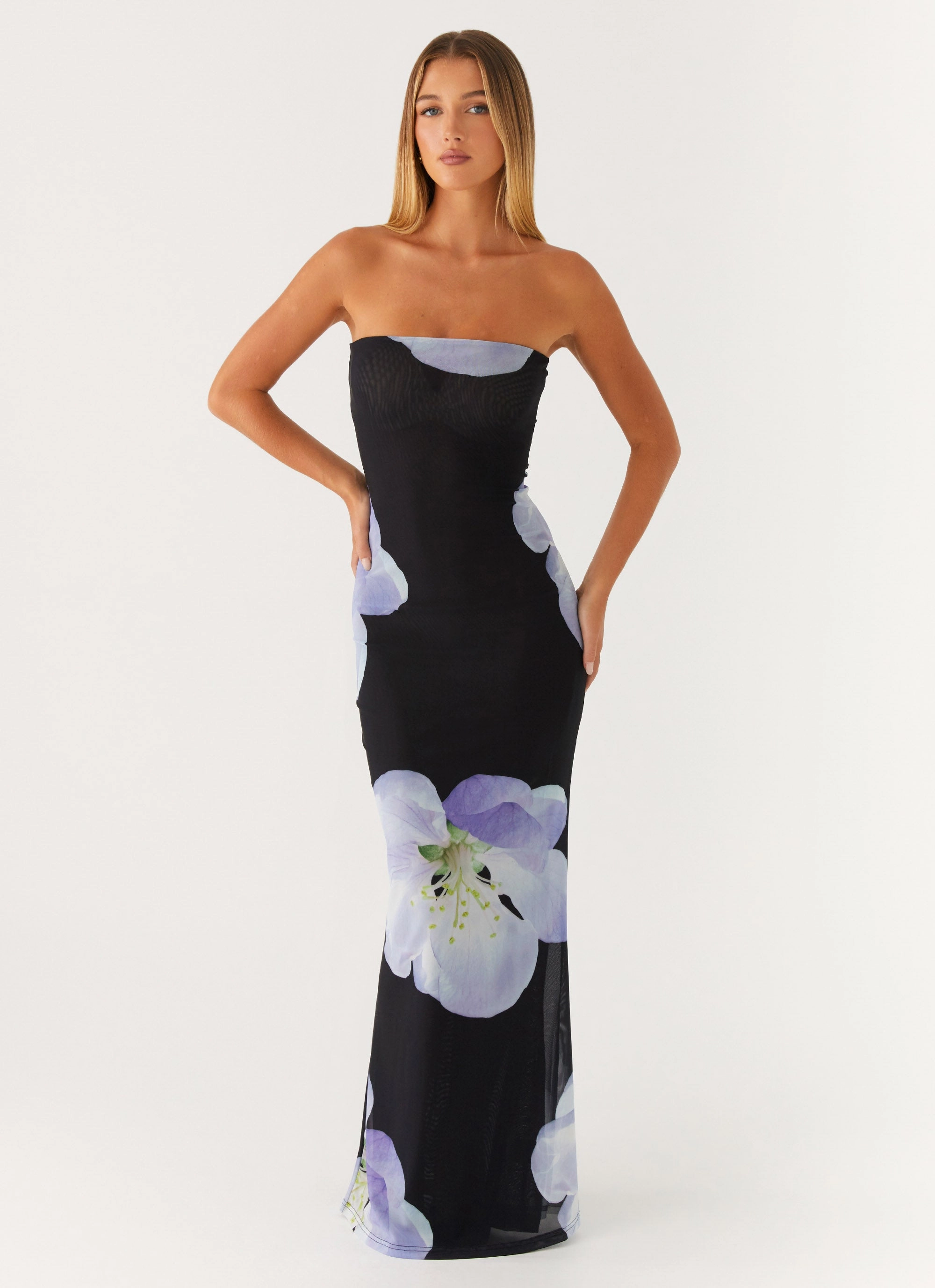 Jorja Maxi Dress - Flower Print Formal Setting