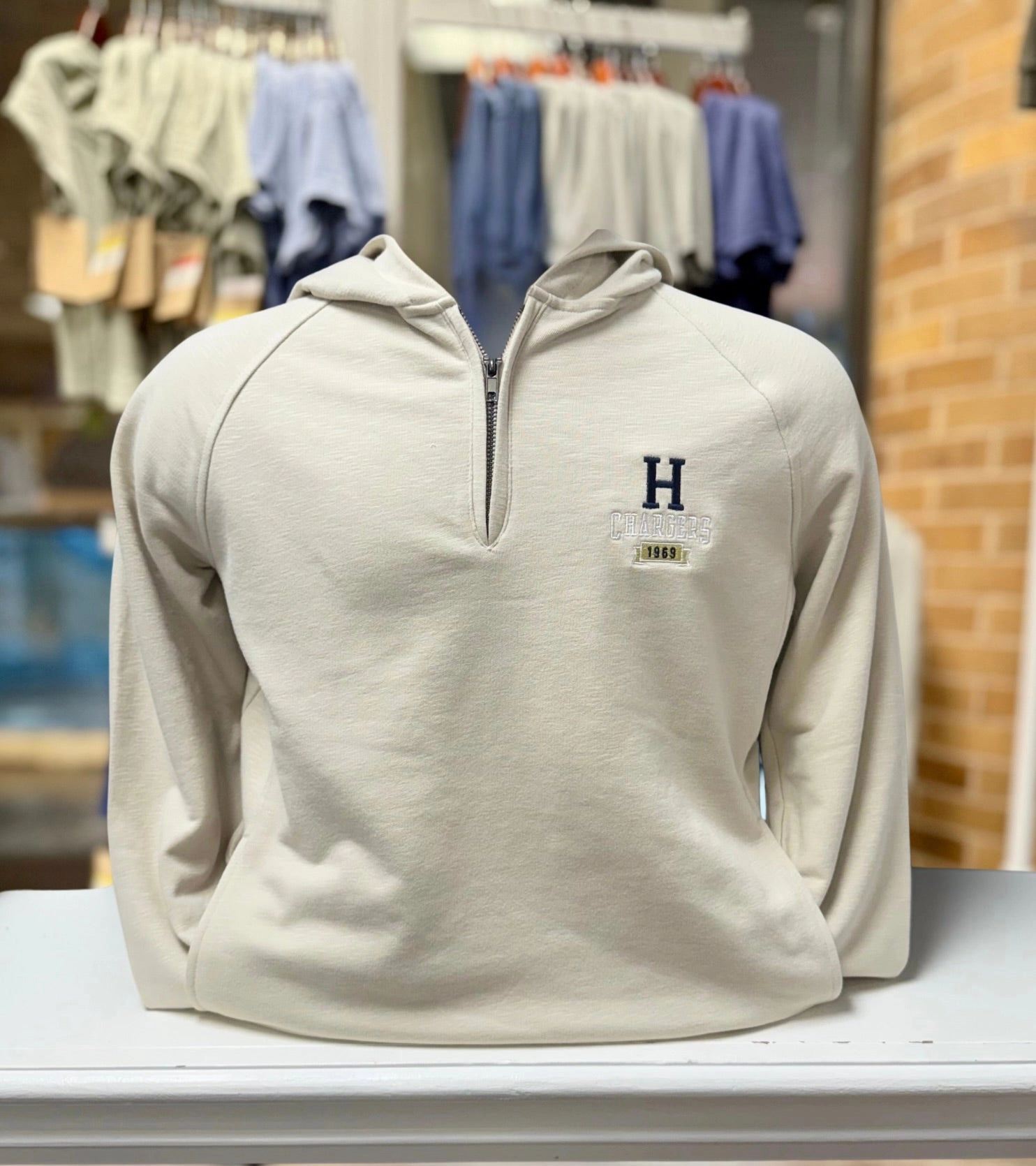 Men's Weekender 1/4 zip hood, beige product surfing suitability