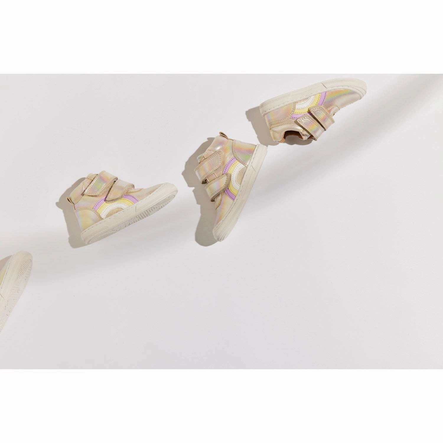 Lightweight durability Bisgaard Galaxy Rainbow Low Velcro Shoe