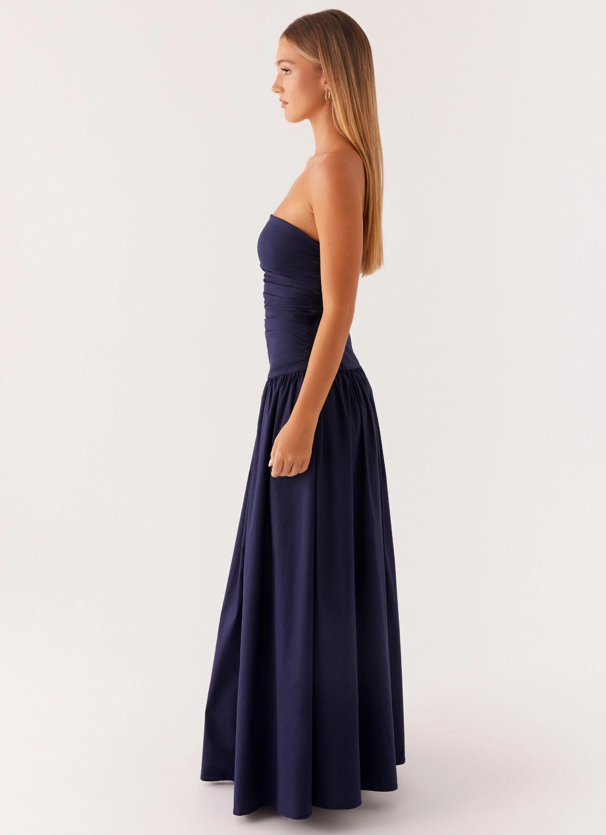 Velvet-Edge Chic formal attire Carmel Maxi Dress - Navy