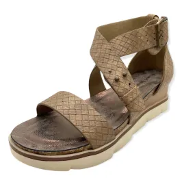 Outdoor Fashion Lisle Wedges In Taupe Tan
