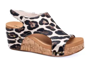 Women's Carley Animal Print Sandals In Gold Leopard Ergonomic Contour Shape Tropical Glow