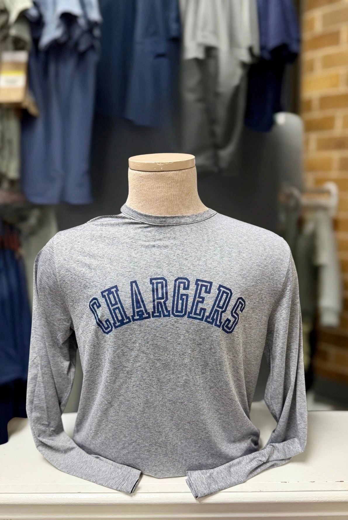 Simple yet stylish Men's Sunwashed Long Sleeve Tee