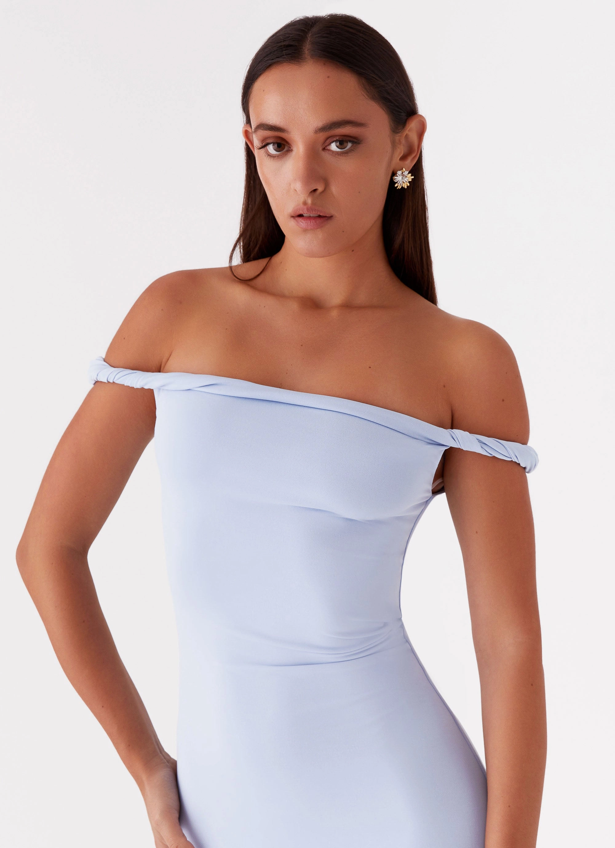 Stylish Pick Chill Base Arabella Twist Shoulder Maxi Dress - Blue