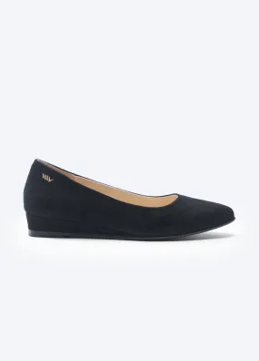 Roma Suede Flats Foot Health Hot Day
