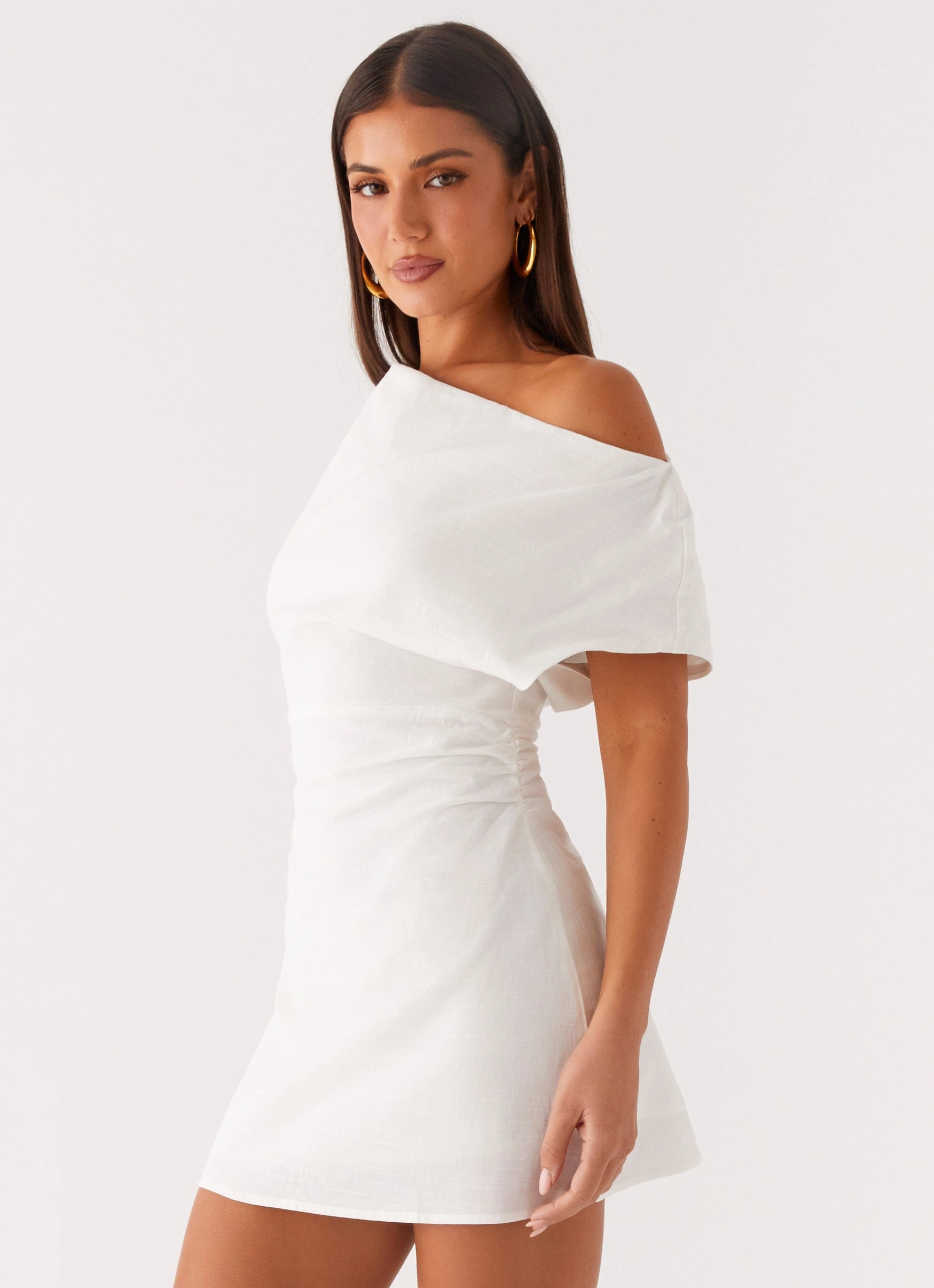 Moonlight Oasis Asymmetrical Mini Dress - Off White Relax Style Breathable Material