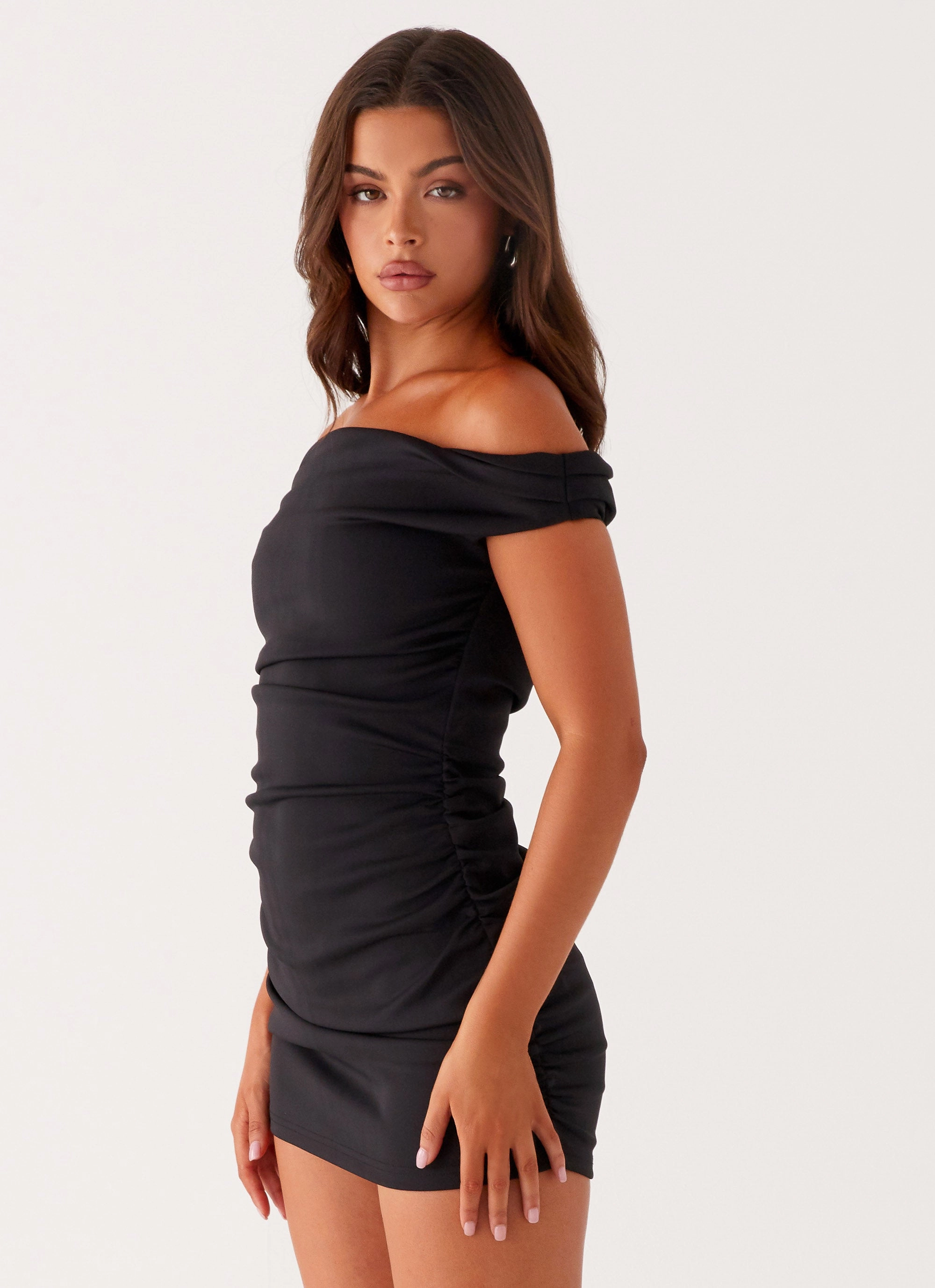 Casual weekend dress All Look Morgan Off Shoulder Mini Dress - Black