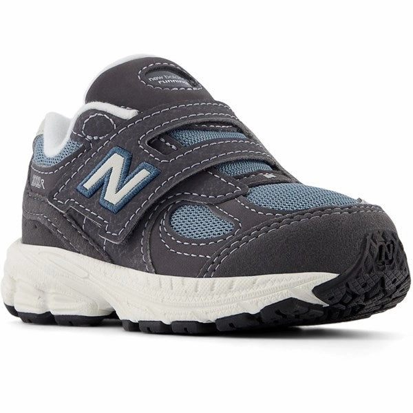 New Balance 2002 Hook & Loop Sneakers Magnet LaceUpDesign