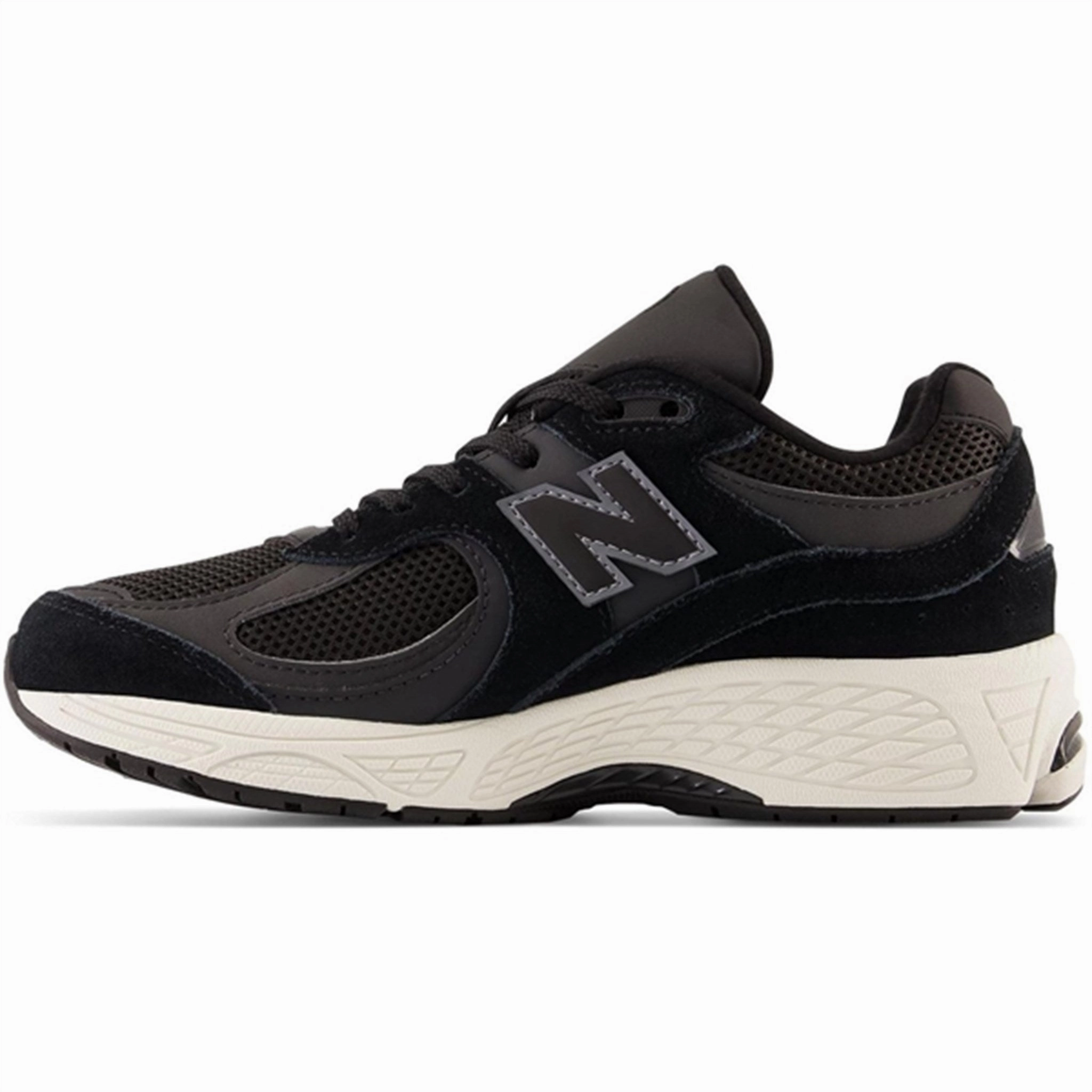 Tensile Strength New Balance 2002 Kids Sneakers Black