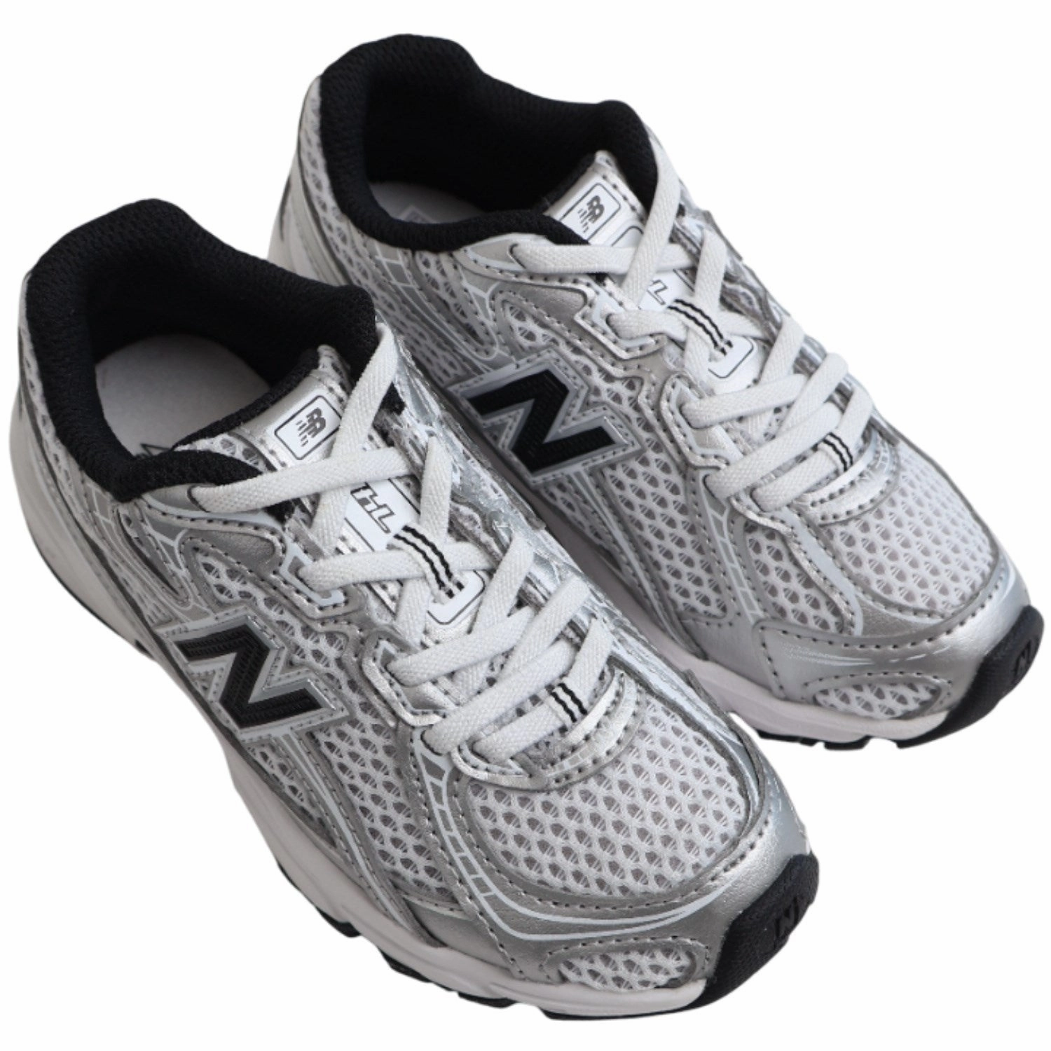New Balance Silver Metallic 740 Kids Bungee Lace Sneakers Slip   On Style Non slip grip