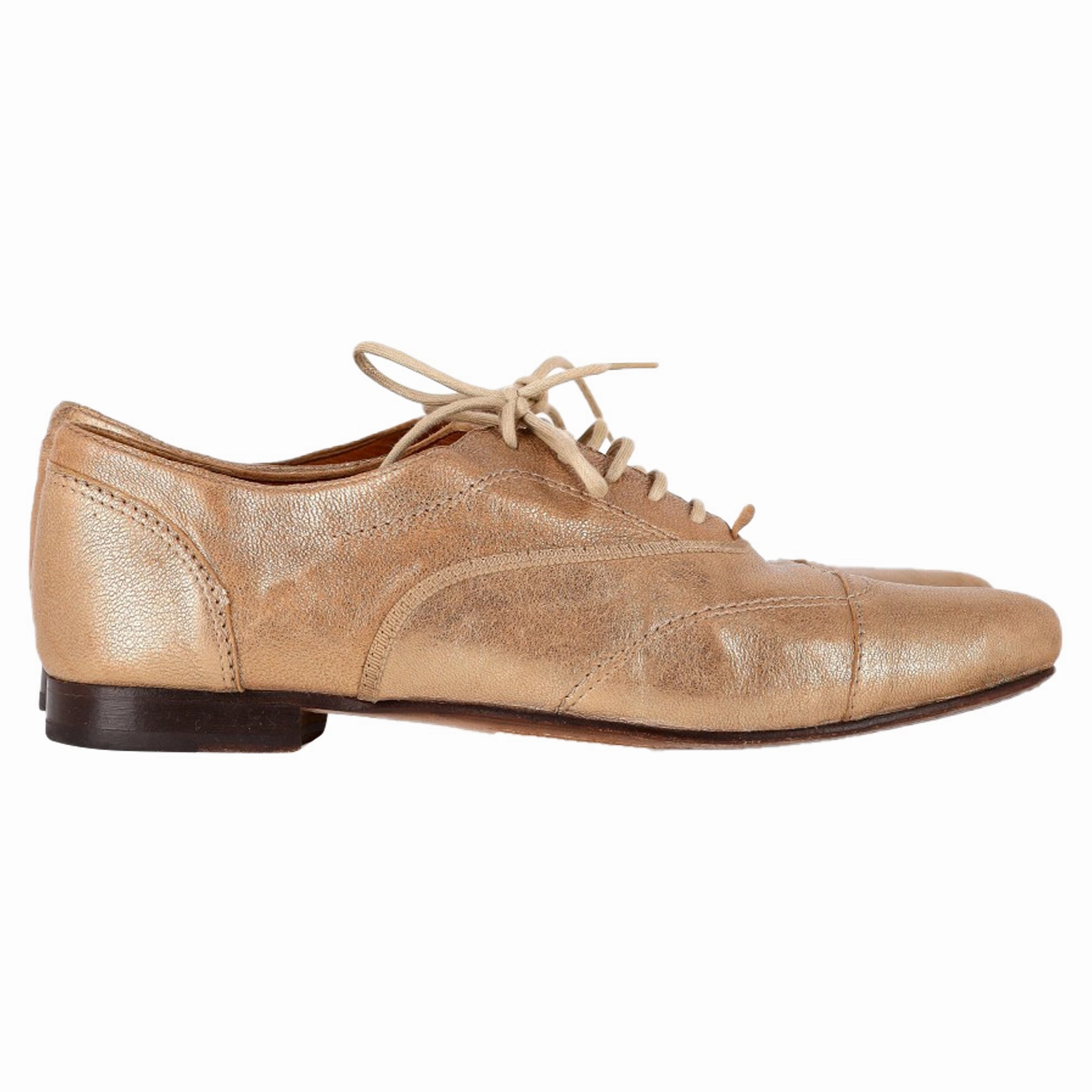 Lanvin Lace-Up Oxford Shoes in Gold Leather Shock Absorbing Insole