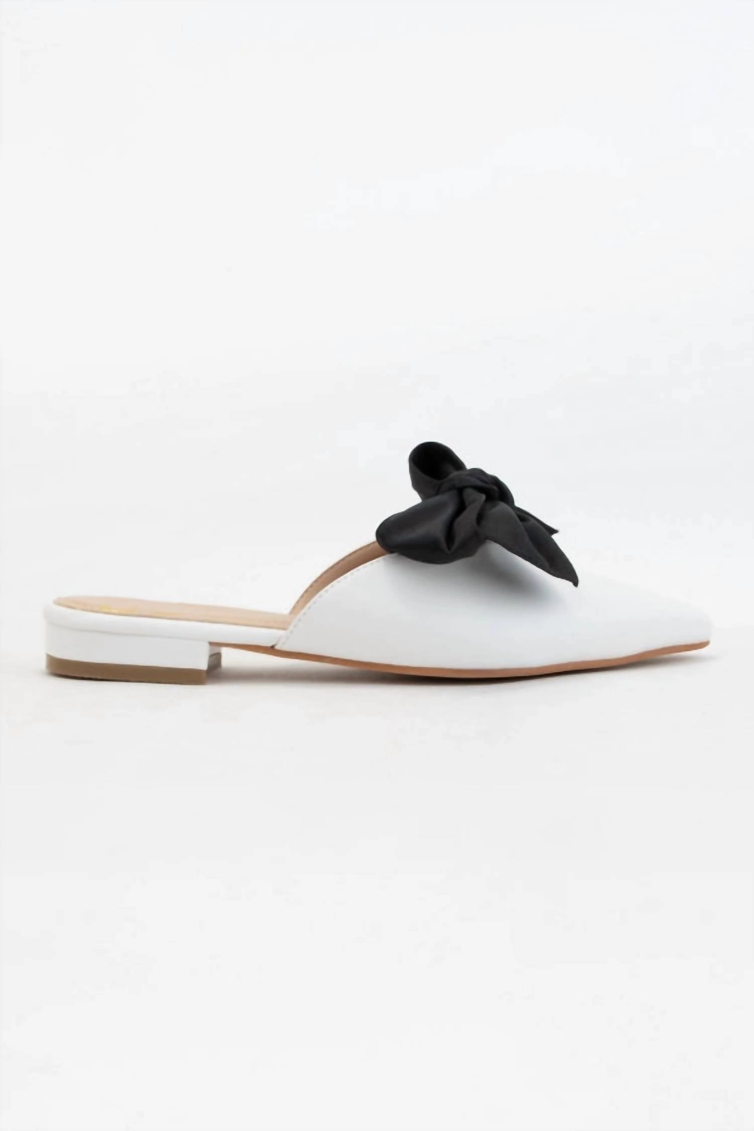 Outdoor Relax Valerie Mule In White