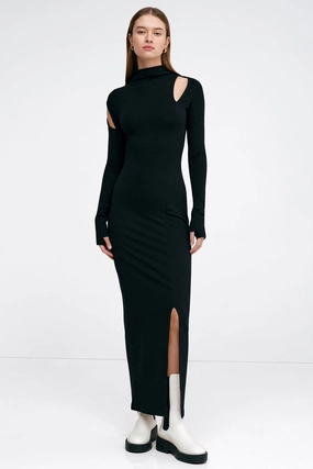 Adjustable-Length Sharp Design Park Mock Neck Dress