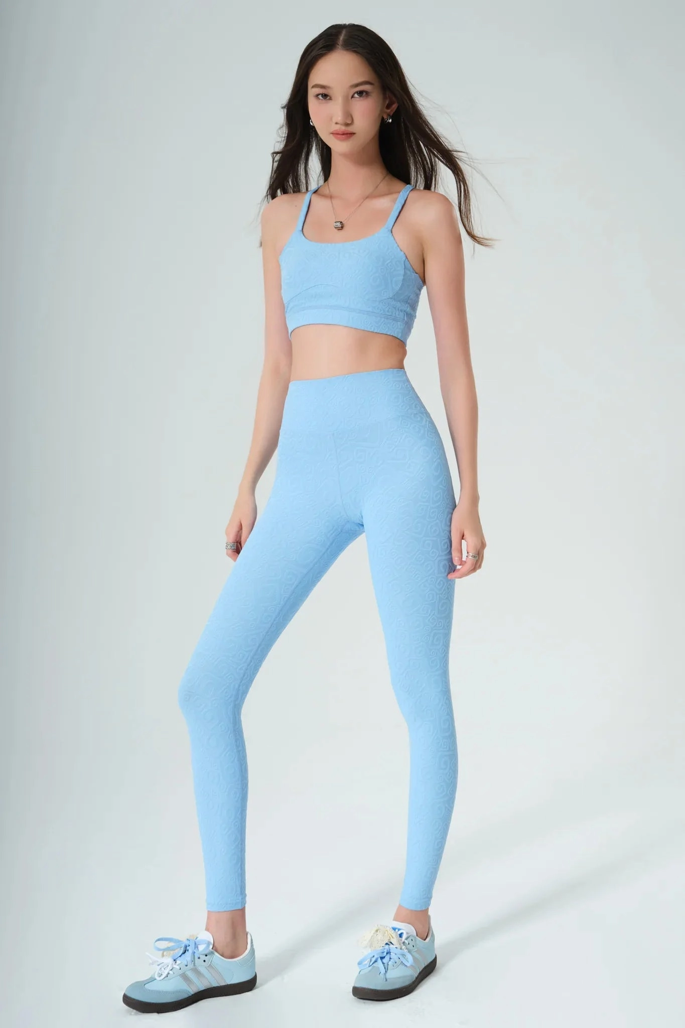 Fresh Look Squat Proof Indoor Exercise D??ese Fleur 3D Leggings - Ice Crystals